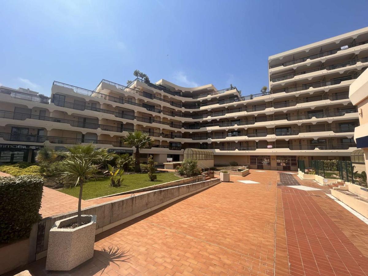 Appartement 2P, 4 Couchages, Terrasse Et Salon De Jardin A 200M De La Plage, Frejus - Fr-1-226A-22 Exterior photo